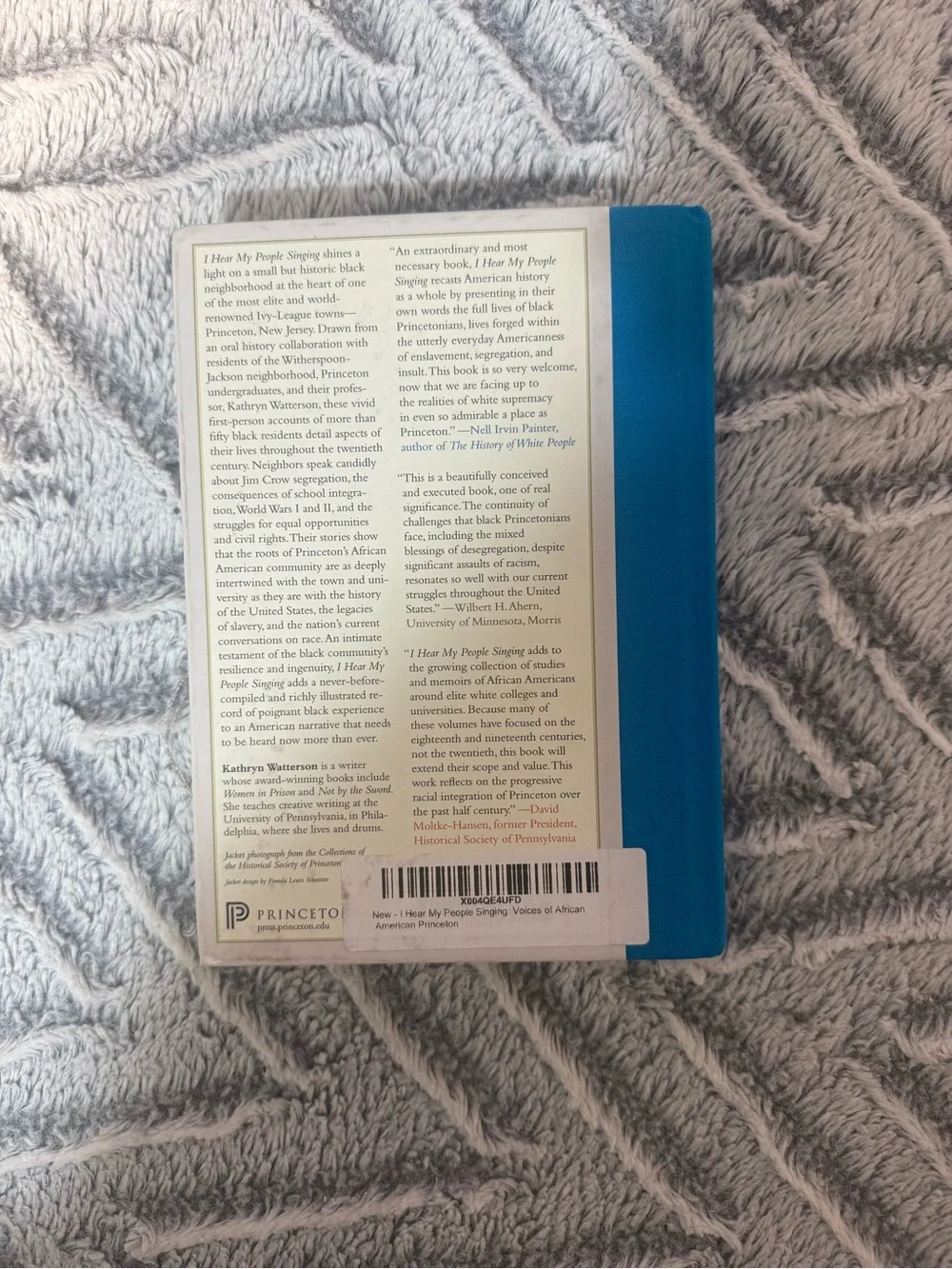 Chronicle Books I Hear My People Singing - Blue and White Cover